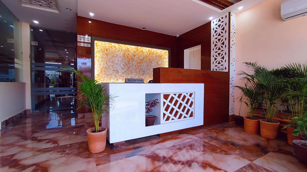 Spring Sky Haridwar By Shrigo Hotels Eksteriør bilde